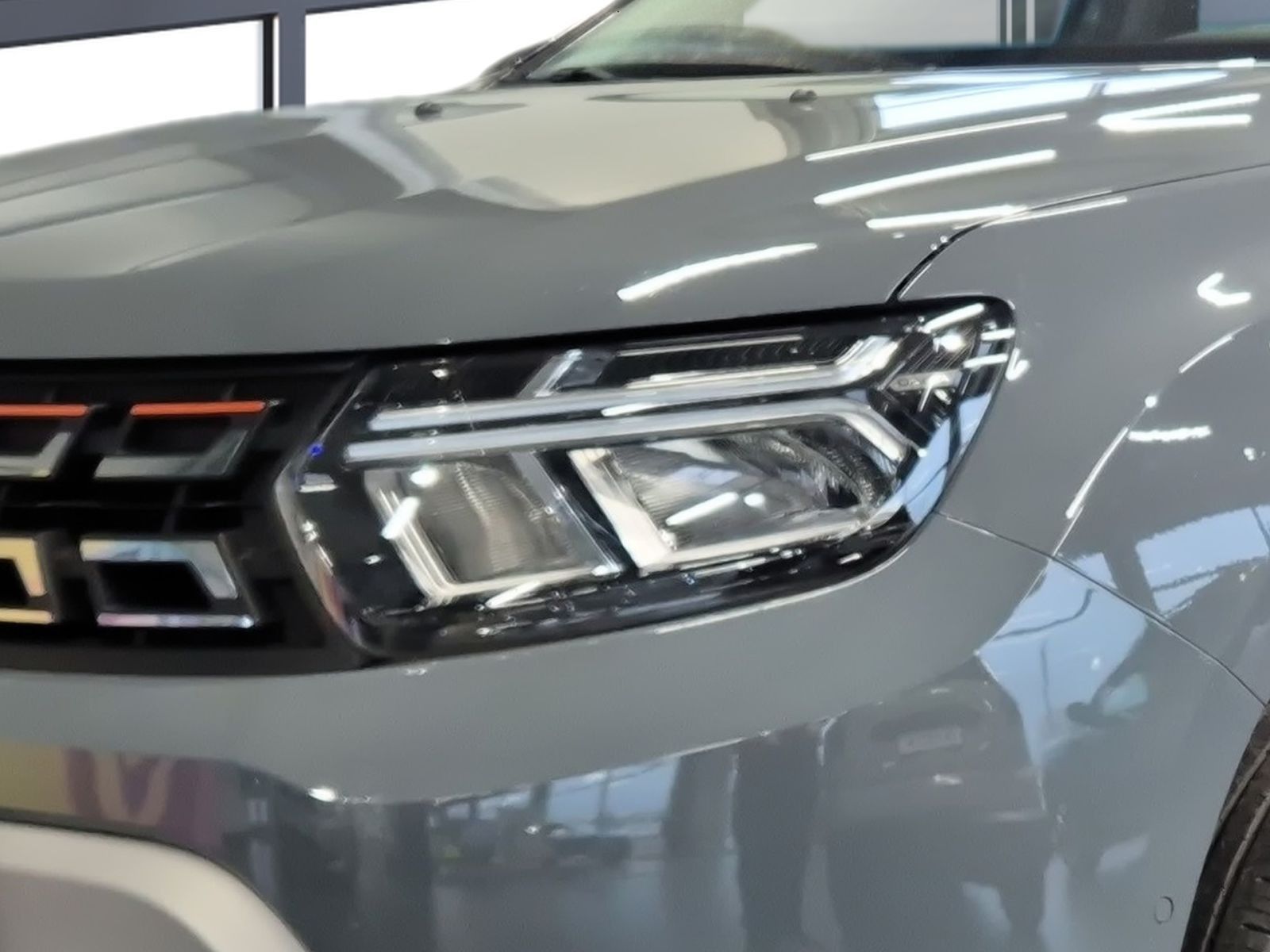 Fahrzeugabbildung Dacia Duster II 1.0 TCe 100 ECO-G Extreme 2WD