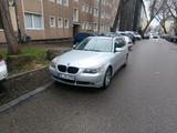 BMW 525D E61  Silber TÜV 01/28 Automatik - BMW 525 aus 2006: Kombi