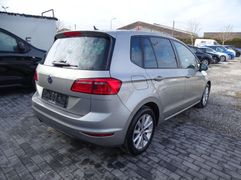 Fahrzeugabbildung Volkswagen Golf Sportsvan Lounge BMT/Start-Stopp *AHK / NAV