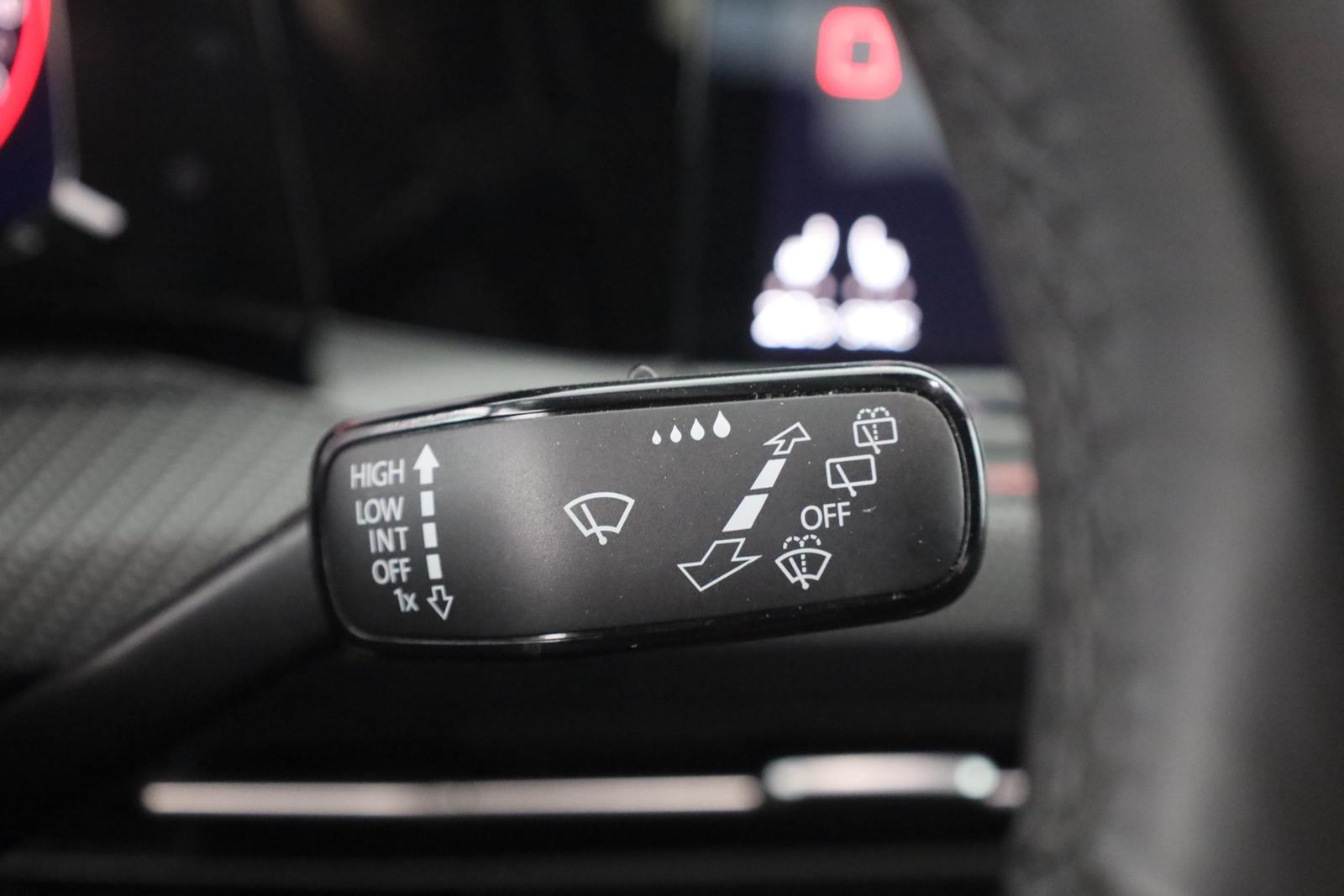 Volkswagen Golf VIII 1.5 TSI R-Line LED Navi ACC Teilleder, миниатюра 19