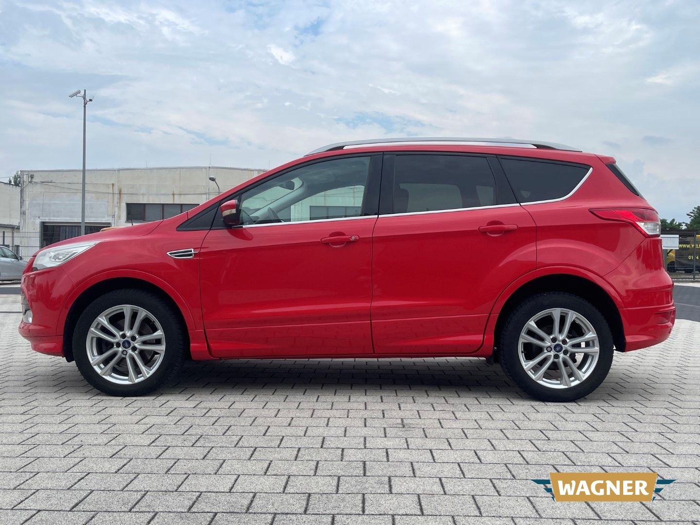 Fahrzeugabbildung Ford Kuga Individual Klimaautomatik Automatik