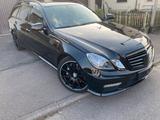Mercedes-Benz Mercedes E63 AMG, V8 Biturbo, W212, Modelp... - Mercedes-Benz E 63 AMG bis 25.000 Euro