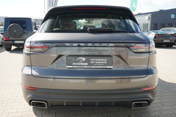 Porsche Cayenne - 7