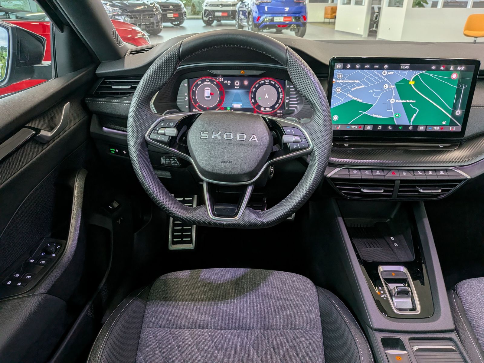 Fahrzeugabbildung SKODA Octavia 2.0TDI Sportline Matrix Canton Pano ACC