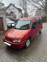 Citroën Citroen Berlingo Tüv 10/2027 Kastenwagen - Citroën Berlingo mit Benzin-Antrieb: Kastenwagen