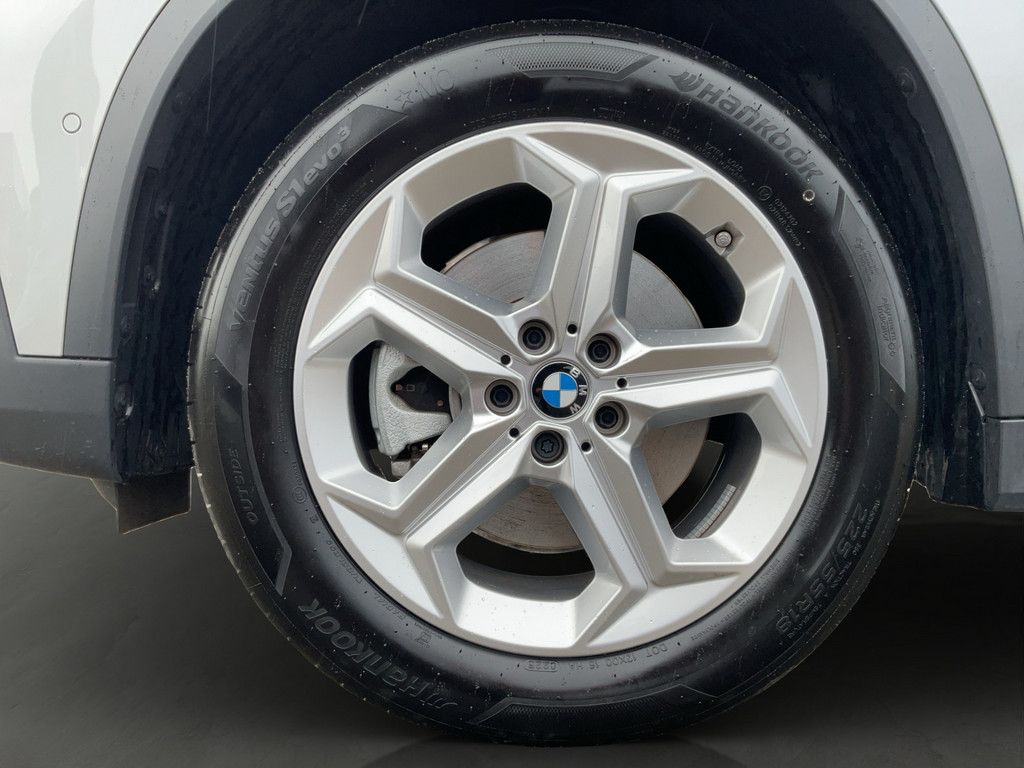 BMW X1 sDrive20i LED NAVI HUD 360° SHZ 18 H K AHK foto 5