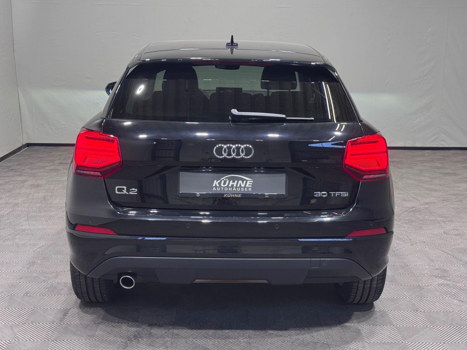 Audi Q2 Sport 1.0 TSI DSG | LED NAVI TEMPOM APP-CONN