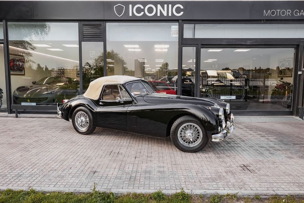 Jaguar XK
