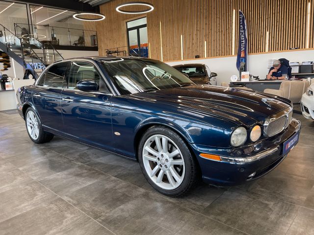 Jaguar XJ 2.7 D XJ6 Sovereign *Klima*Navi*PDC*Bluetooth
