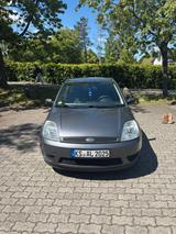 Ford Fiesta 1,4 Diesel Zuverlässig - Ford Fiesta aus 2004 mit Diesel-Antrieb