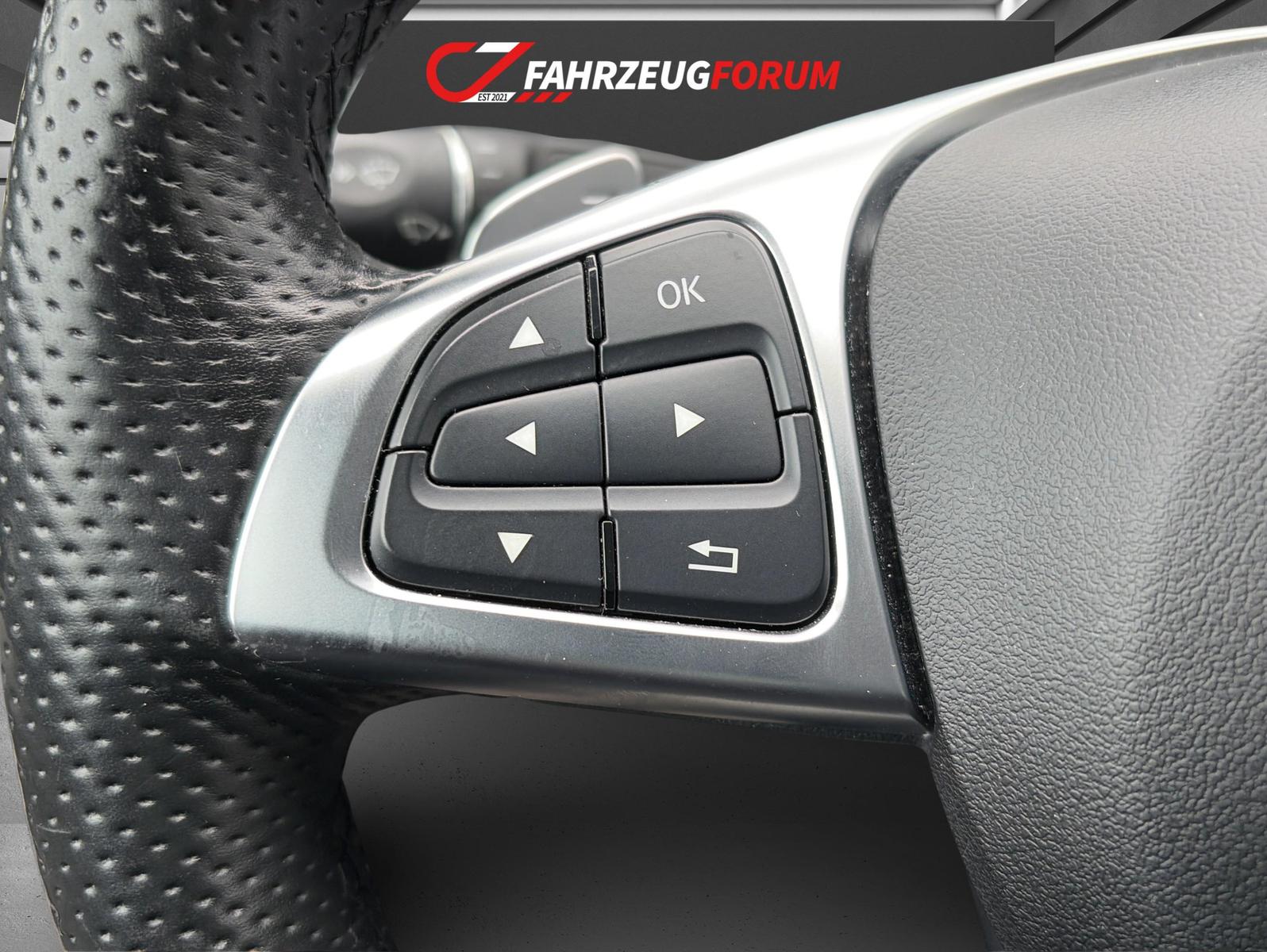 Mercedes-Benz CLS 250 D BlueTec 4Matic AMG LED*Leder*CarPlay*