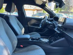 Foto Nummer 11: PEUGEOT 2008