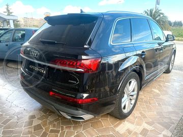 Audi Q7 - 6