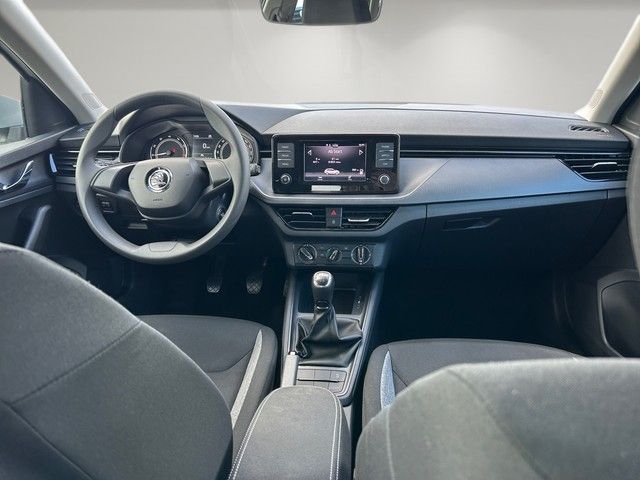 Fahrzeugabbildung SKODA Scala 1.0TSI Active LED+SPURHALTE+BT+USB+++