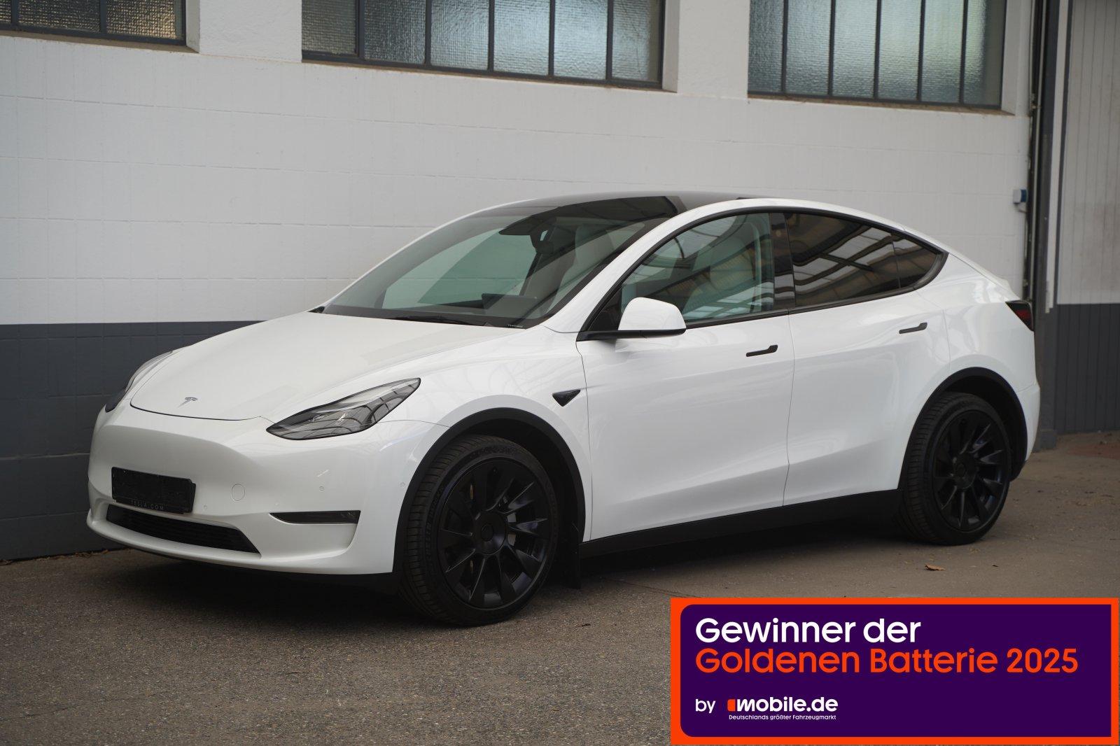 Tesla Model Y Long Range AWD *innen weiß*20-Zoll*
