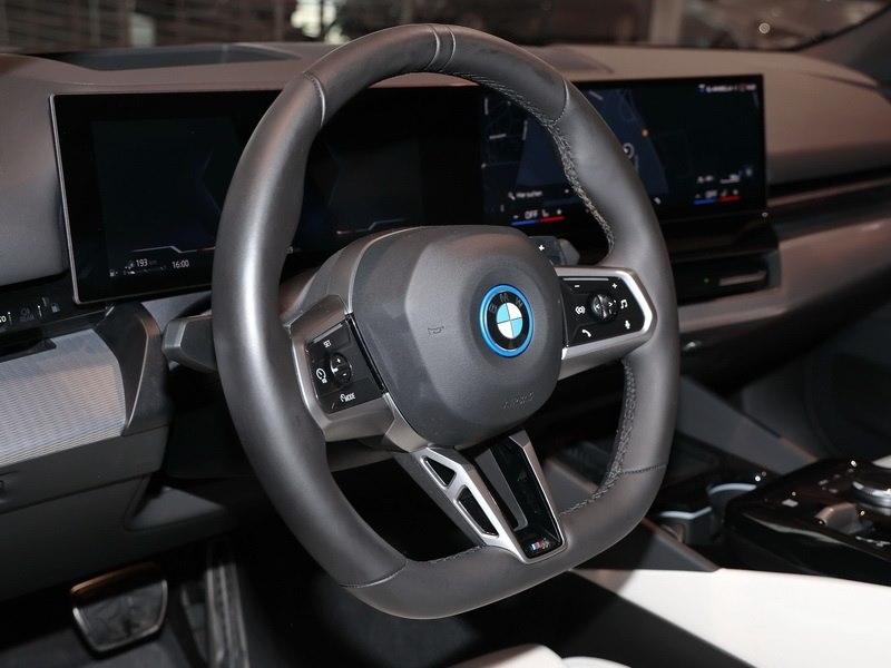 BMW 530e Lim. M Sport Adp.LED HarmKar DrivAssProf. 3