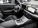 BMW 320i M SPORT + HuD + Pano + AHK + Abstand + SHZ - BMW 320 in Dresden