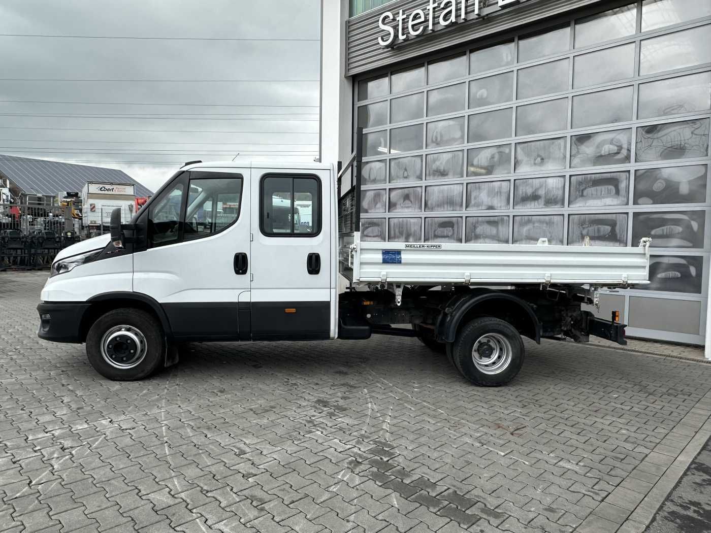 Fahrzeugabbildung Iveco 70C18H 3-S.Kipper *R.3750mm*7Sitze*AHK*