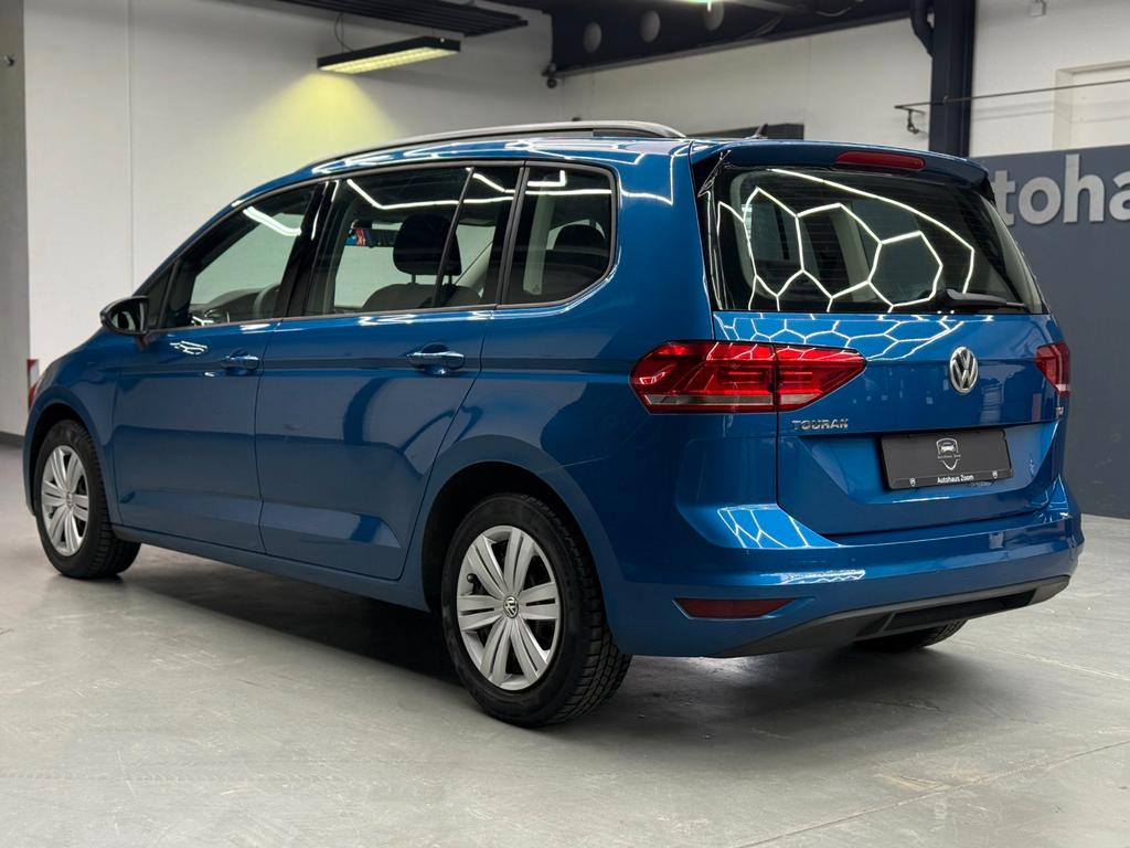 Volkswagen Touran 1.6 TDI DSG, Foto 7 von 50