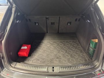 Porsche Macan - 10