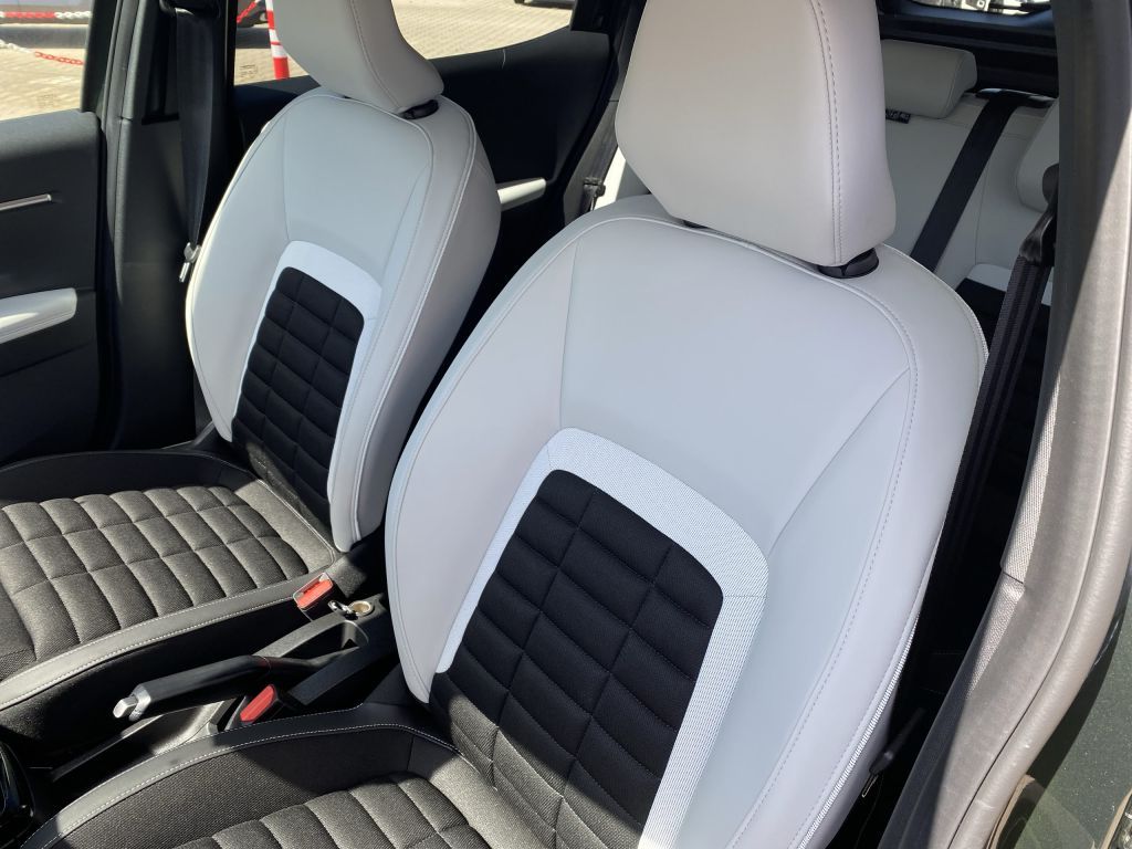 Fahrzeugabbildung Citroën C3 Aircross Turbo 100 PLUS *Allwetterr.*Sitzh.*