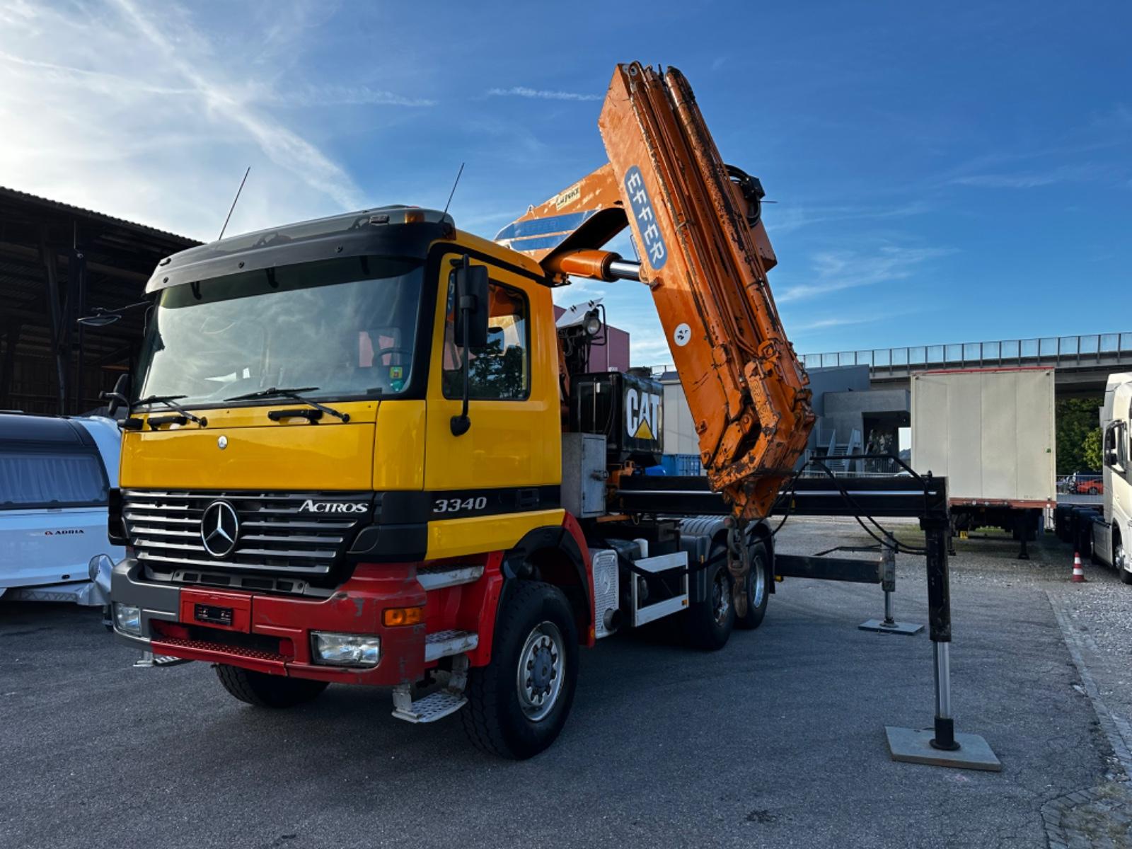 Mercedes-Benz Actros 3340 6x6 Effer 460