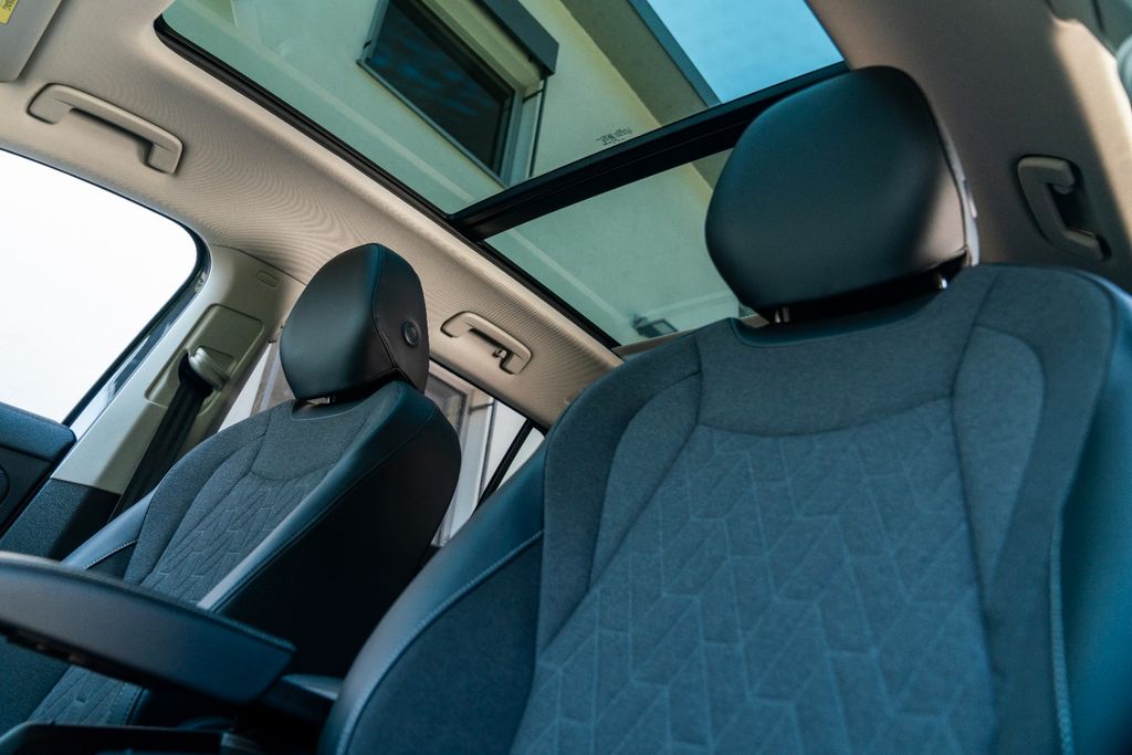 VW Tayron 1.5 eTSI Life/ AHK/ IQ DRIVE/ PANO/ ACC VW Tayron 1.5 eTSI Life/ AHK/ IQ DRIVE/ PANO/ ACC