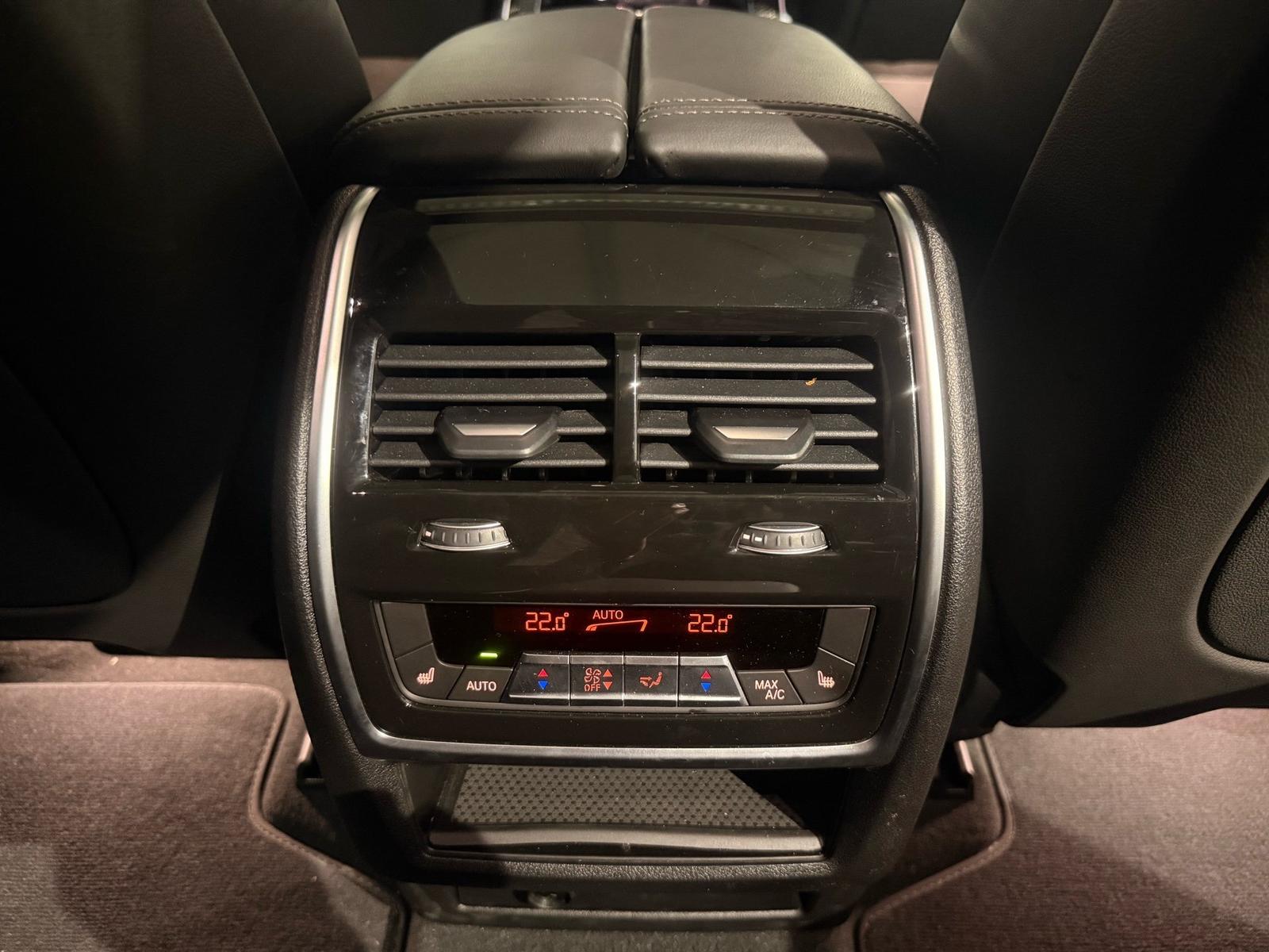 BMW X7 xDrive40d M Sport Pro "23" LUFT H&K – 36