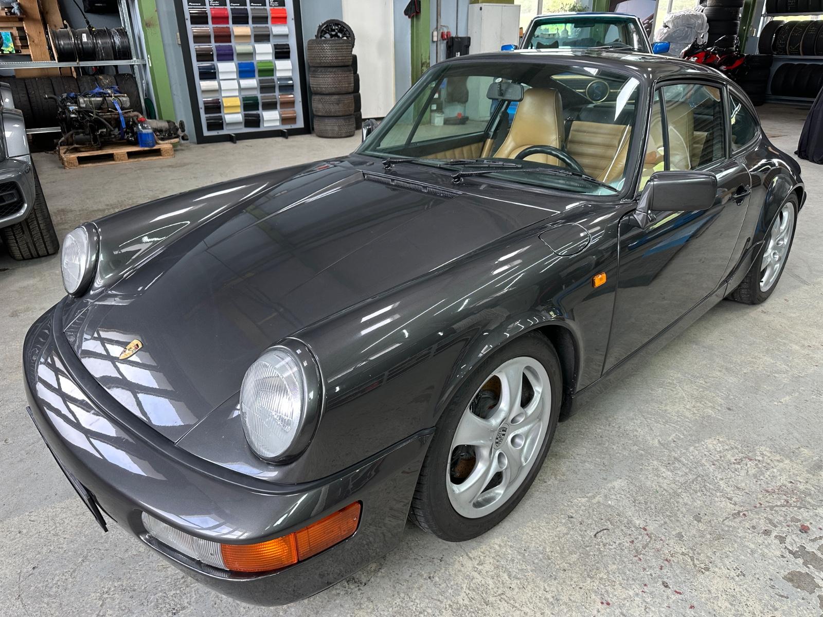 Porsche 911 Carrera 2 Handschalter Coupé
