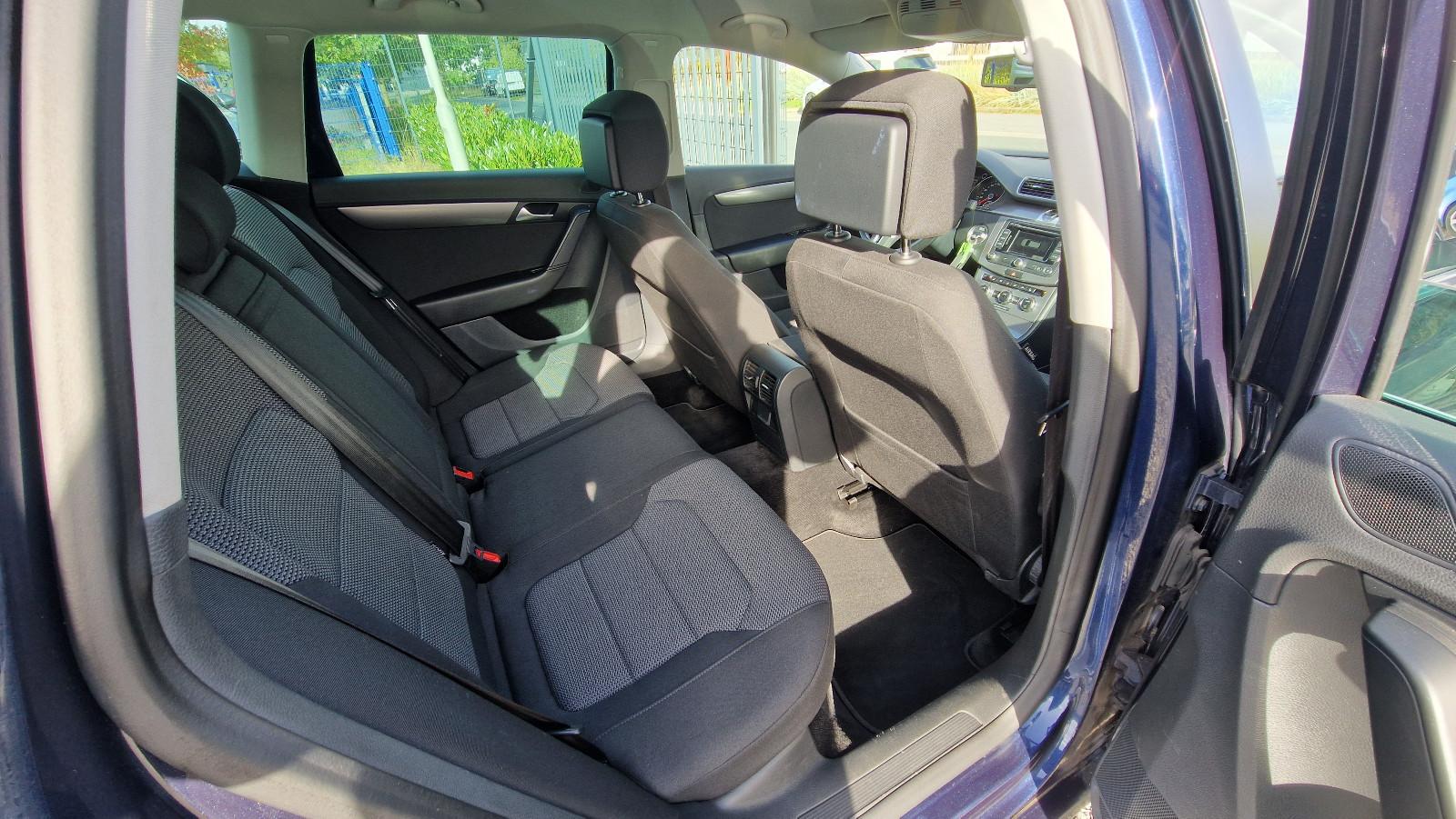Volkswagen Passat 2014 — photo 12