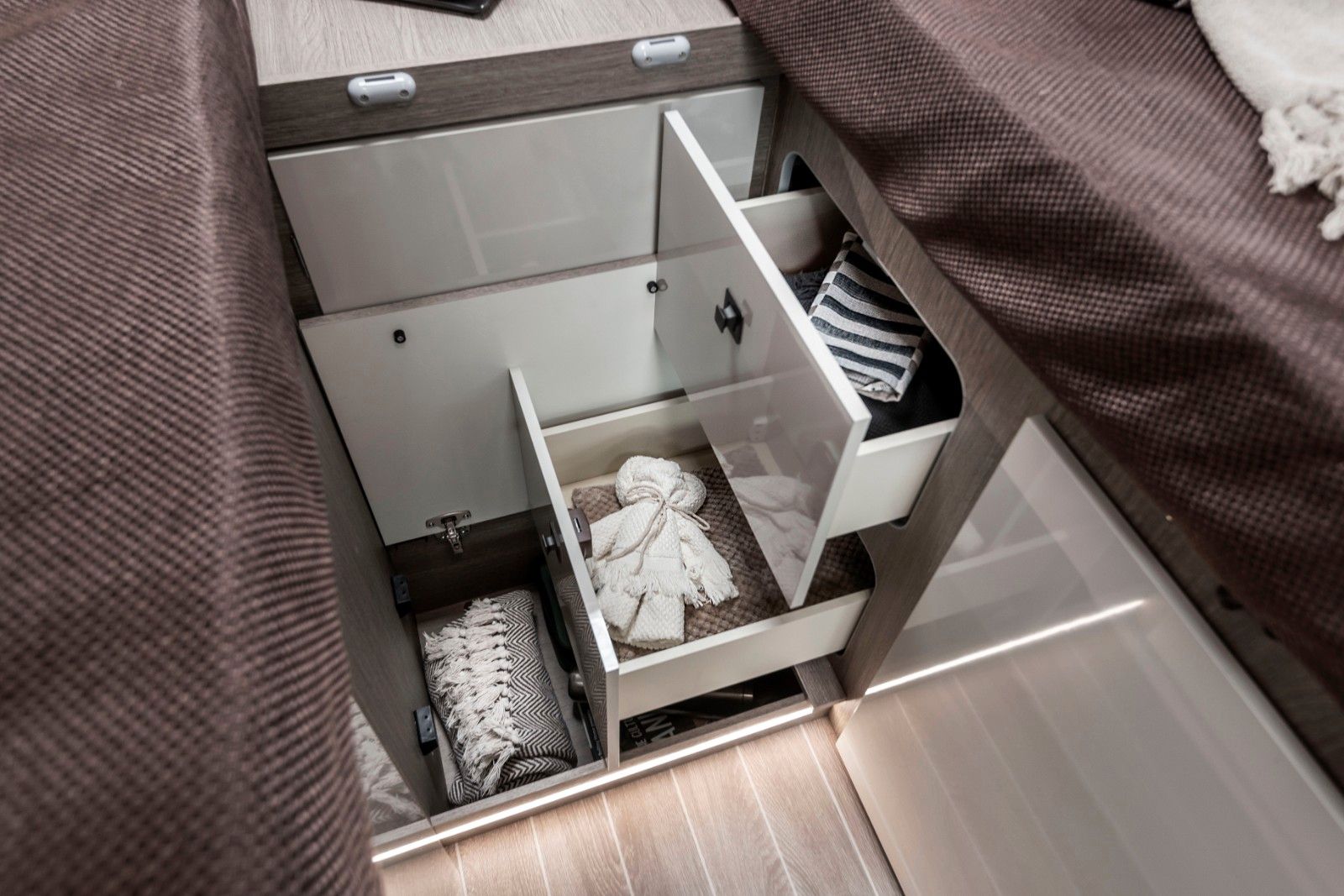 Fahrzeugabbildung Roller Team Zefiro 287 TL