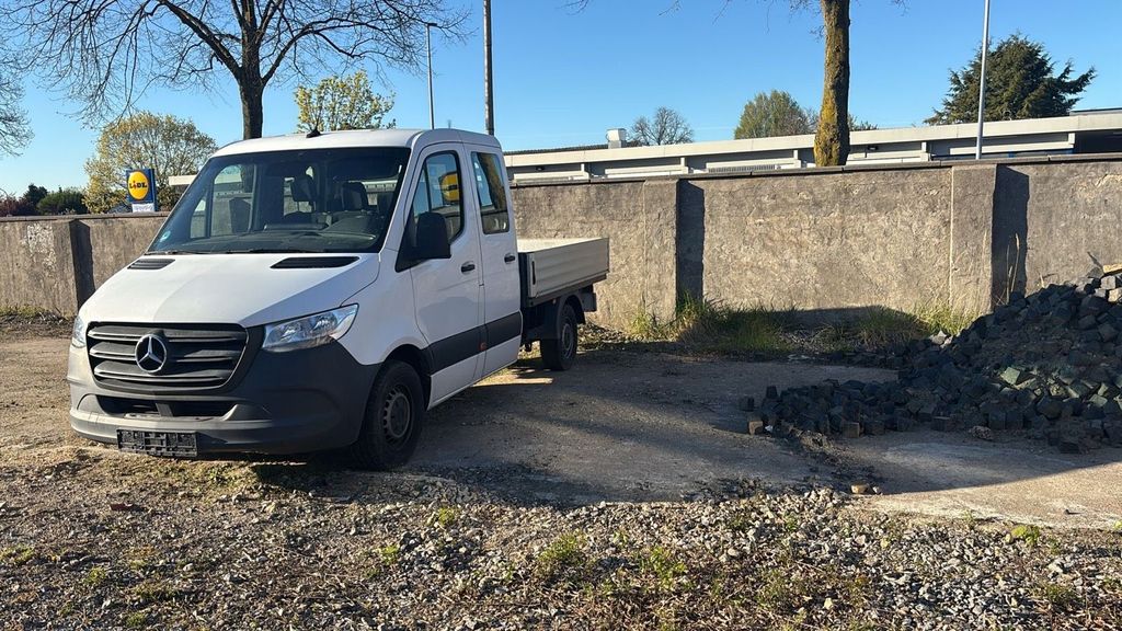 Image of Mercedes-Benz Sprinter
