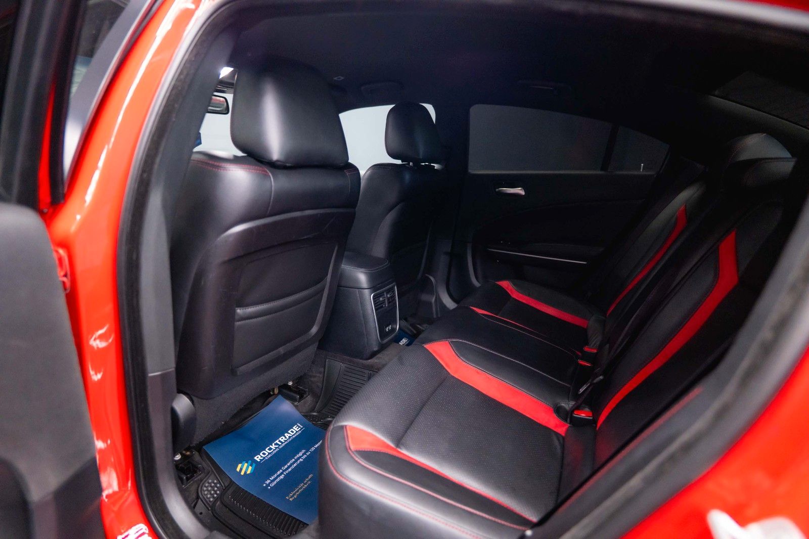 Fahrzeugabbildung Dodge Charger 3.6 FULL SRT Night Package *LED*Kamera*