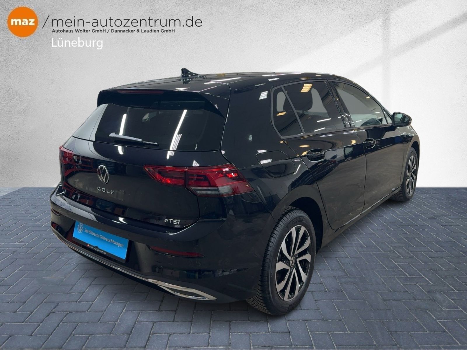 Fahrzeugabbildung Volkswagen Golf VIII 1.0 eTSI Active Alu LEDScheinw. Navi S