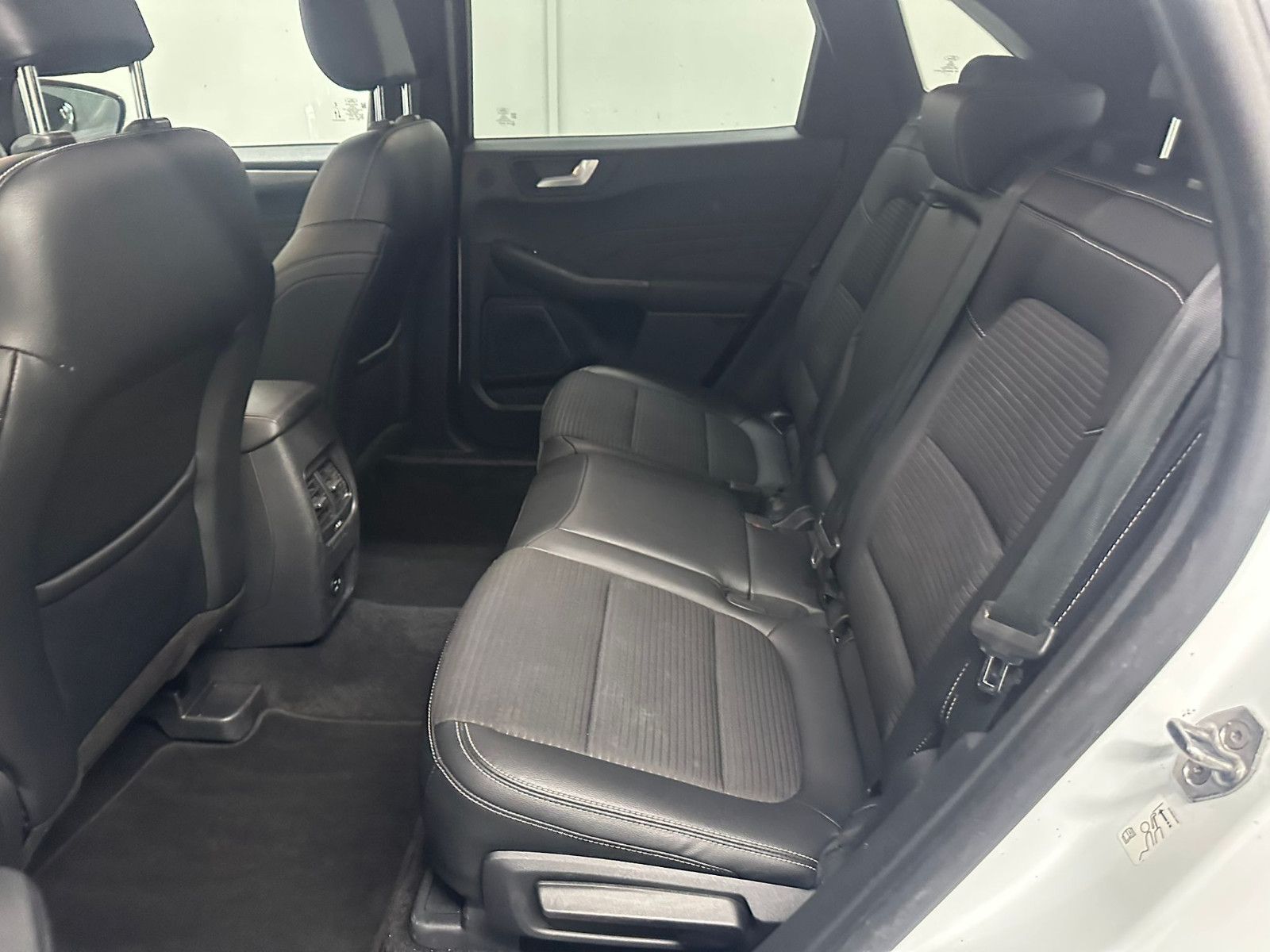 Fahrzeugabbildung Ford Kuga 2.5 Duratec PHEV Titanium X CVT*AHK*WINTER*