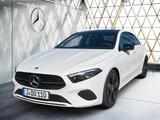Mercedes-Benz A 180 Limousine Progressive LenkradH*Pano*Kamera - gebrauchte Mercedes-Benz A 180 aus dem Jahr 2025