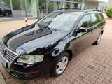 Volkswagen Passat Variant 1.9 TDI BlueMotion Variant Bl...