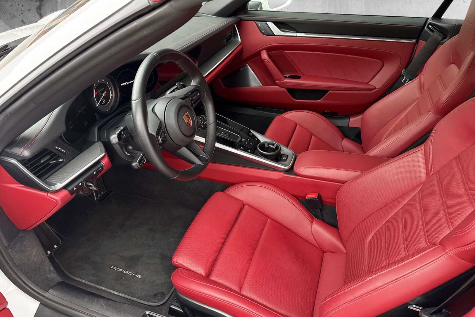Fahrzeugabbildung Porsche 992 Turbo Cabrio*Burmester*Lift*Leder*Ventilated