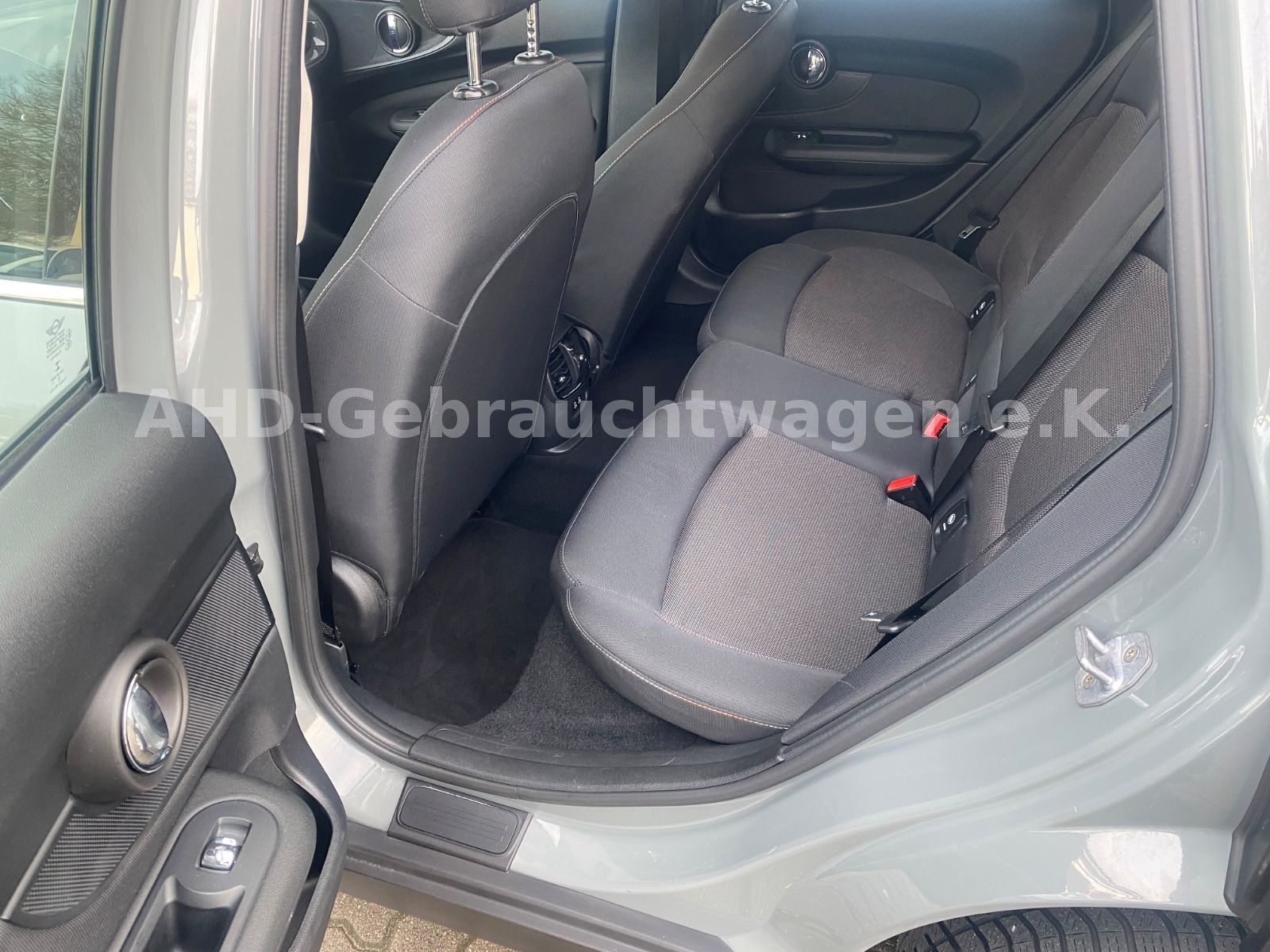 Fahrzeugabbildung MINI One D Clubman Pepper