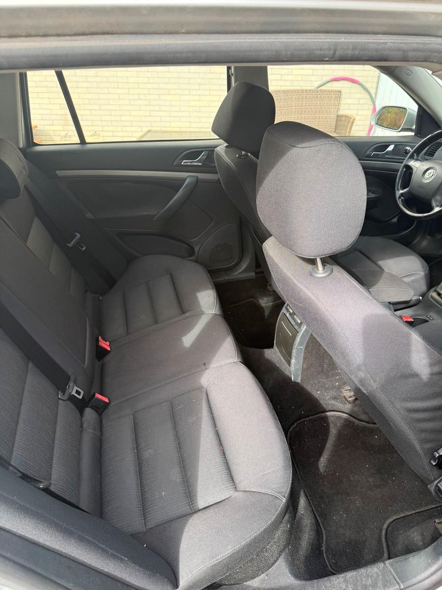Skoda Octavia 2005 — photo 12