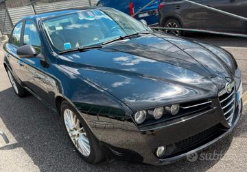 Alfa-Romeo 159 - 7