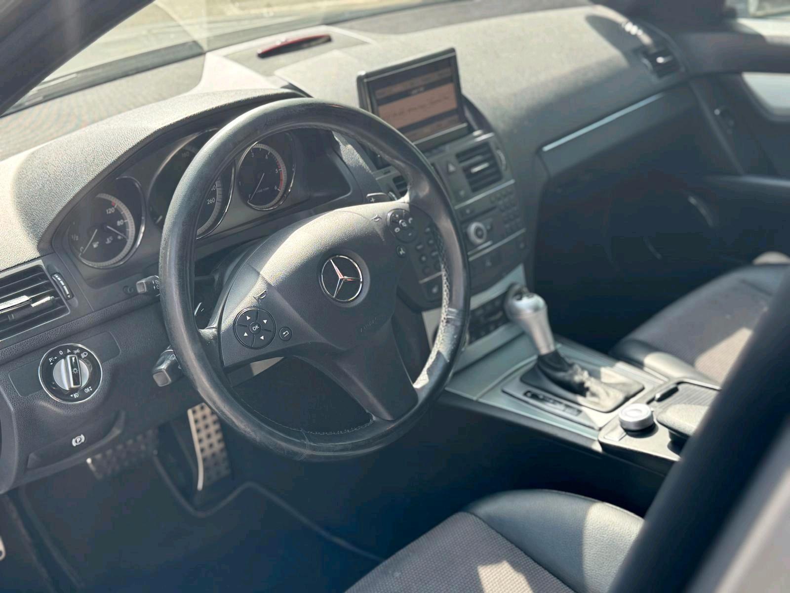 Mercedes-Benz C220 2010 — photo 5