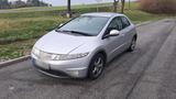 Honda Civic VIII / 8 1.4 83 PS Silber / Gr... - Honda Civic aus 2006 mit Benzin-Antrieb