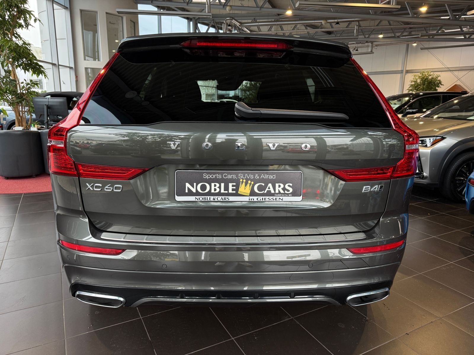 Fahrzeugabbildung Volvo XC60 R Design AWD AHK LED NAVI