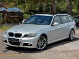BMW 325d Touring*orig.M-Paket*PANO*XEN*KEYLESS* - BMW 325 aus 2011