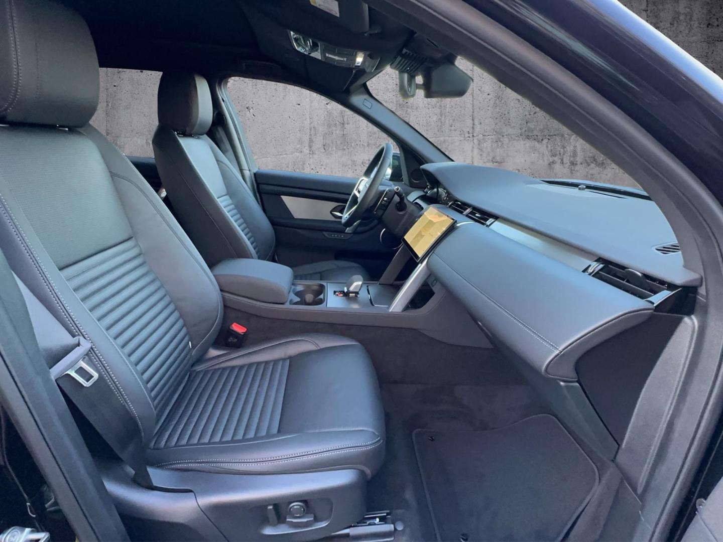 Land Rover Discovery Sport D200 Dynamic SE Pano BlackPack