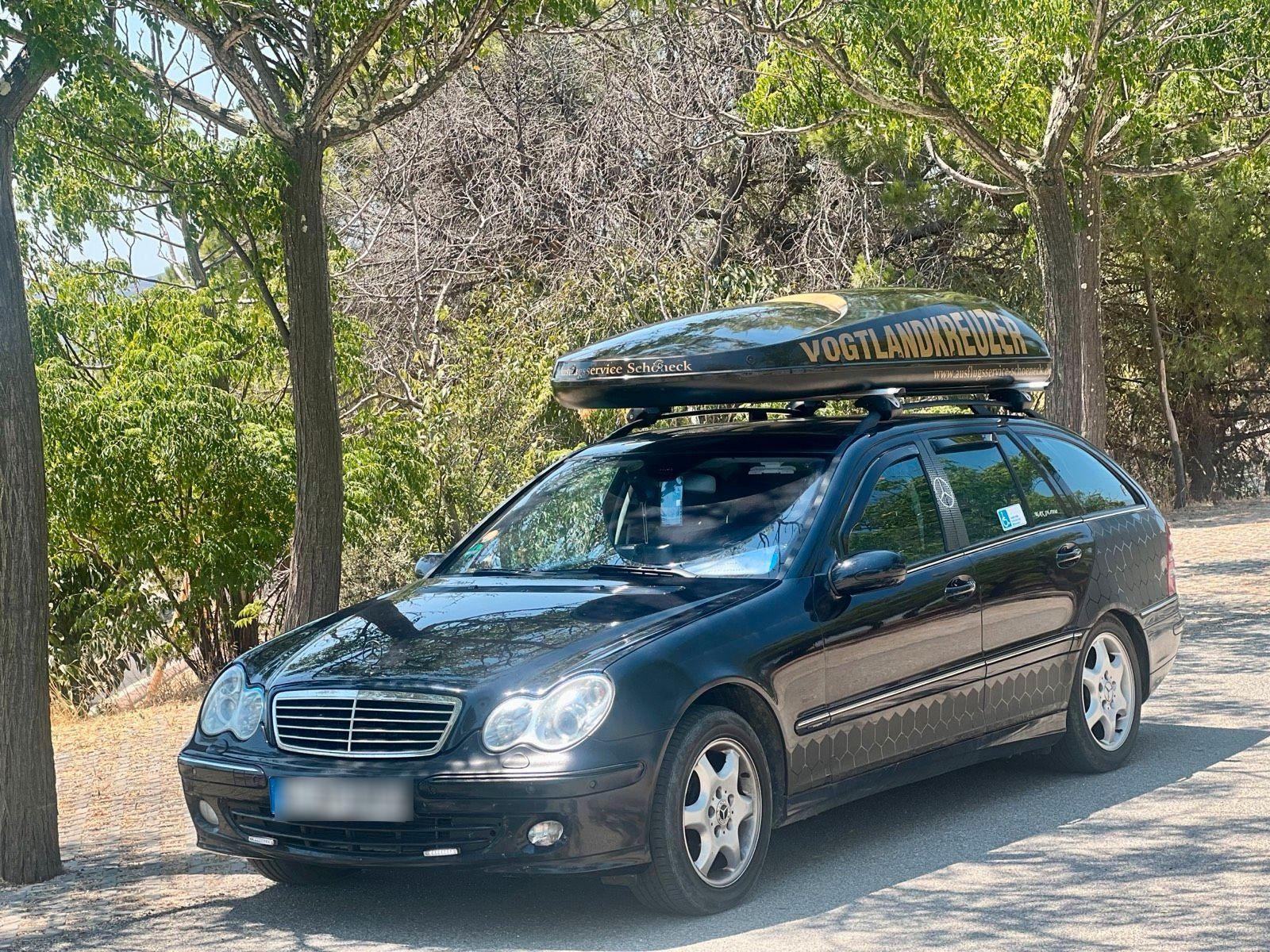 Mercedes-Benz C320 2004 — photo 11