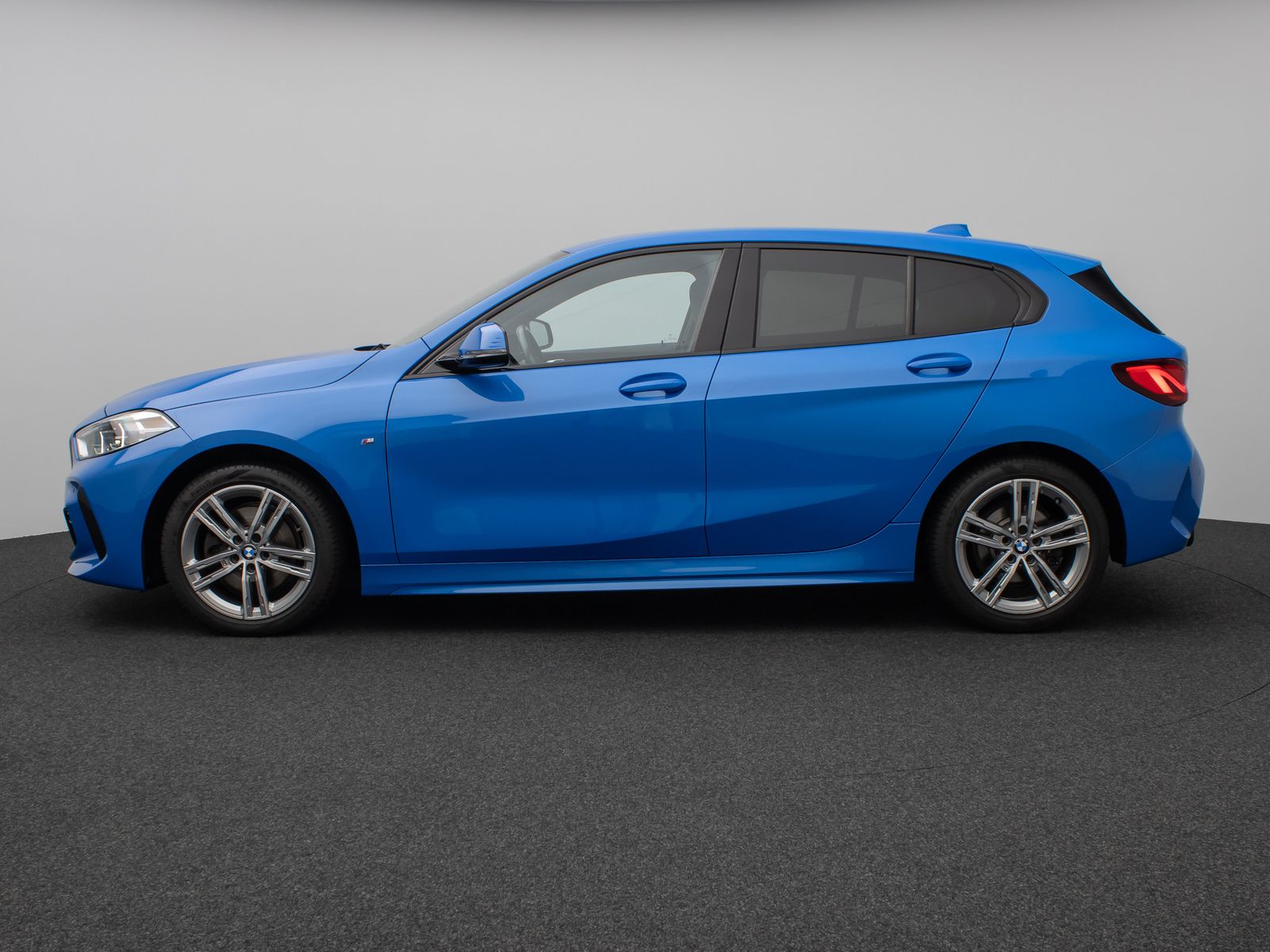 Fahrzeugabbildung BMW 118i M Sport DAB CockPitPr PDC Geschwindigkeitsr