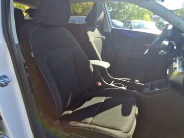 Hyundai KONA 65 kWh Trend (204 PS) el. Heckklappe