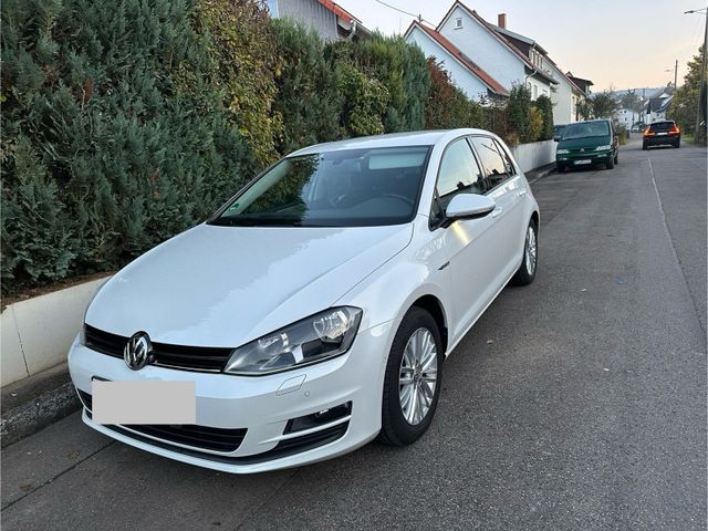 Volkswagen VW Golf 1,4 TSI Serviceheft gepflegtes Auto